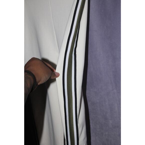 Bisou Bisou Flared Stripped Pants Size 4 - Picture 5 of 8